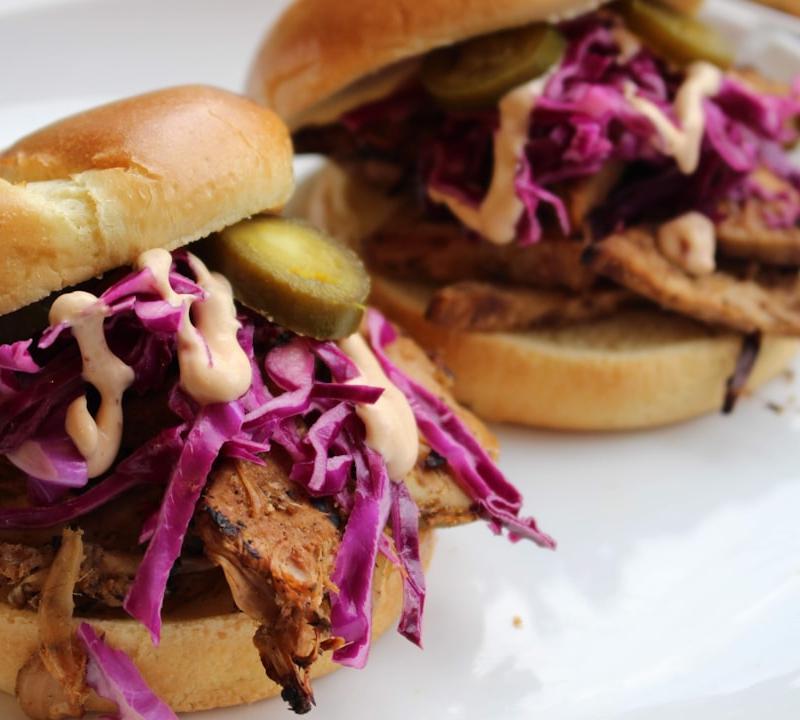 Quick Pulled Pork Sandwiches