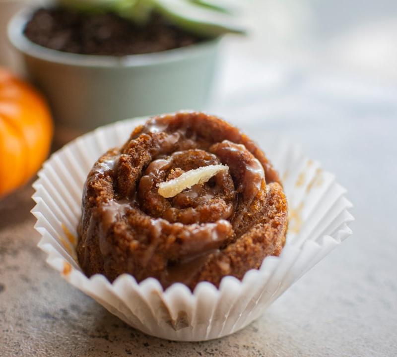Quick Pumpkin Cinnamon Rolls