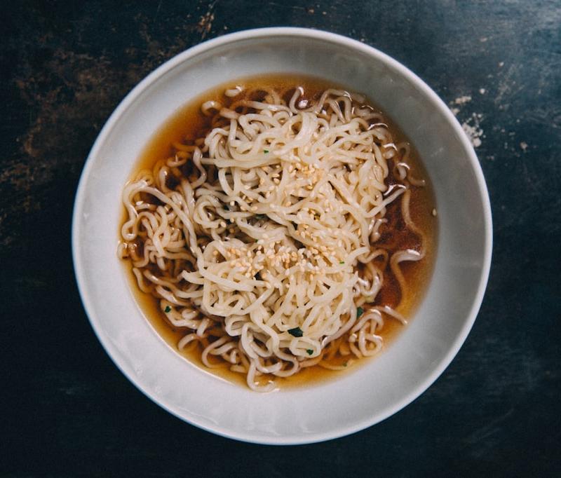 Quick Ramen Broth from Scratch