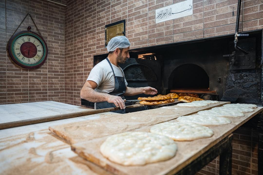 25-Min Ramazan Pide with Sesame