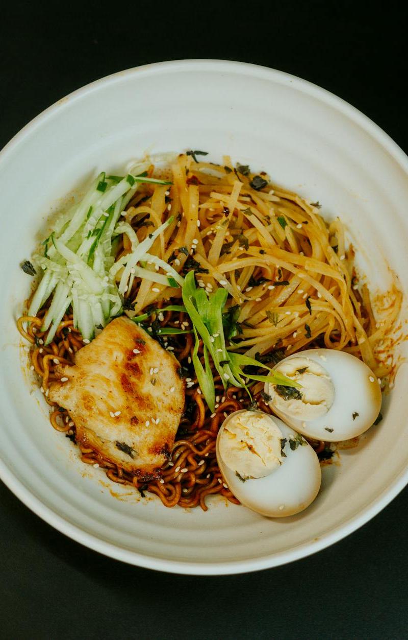 10-Min Ramyeon Bowl with Egg & Dumpling