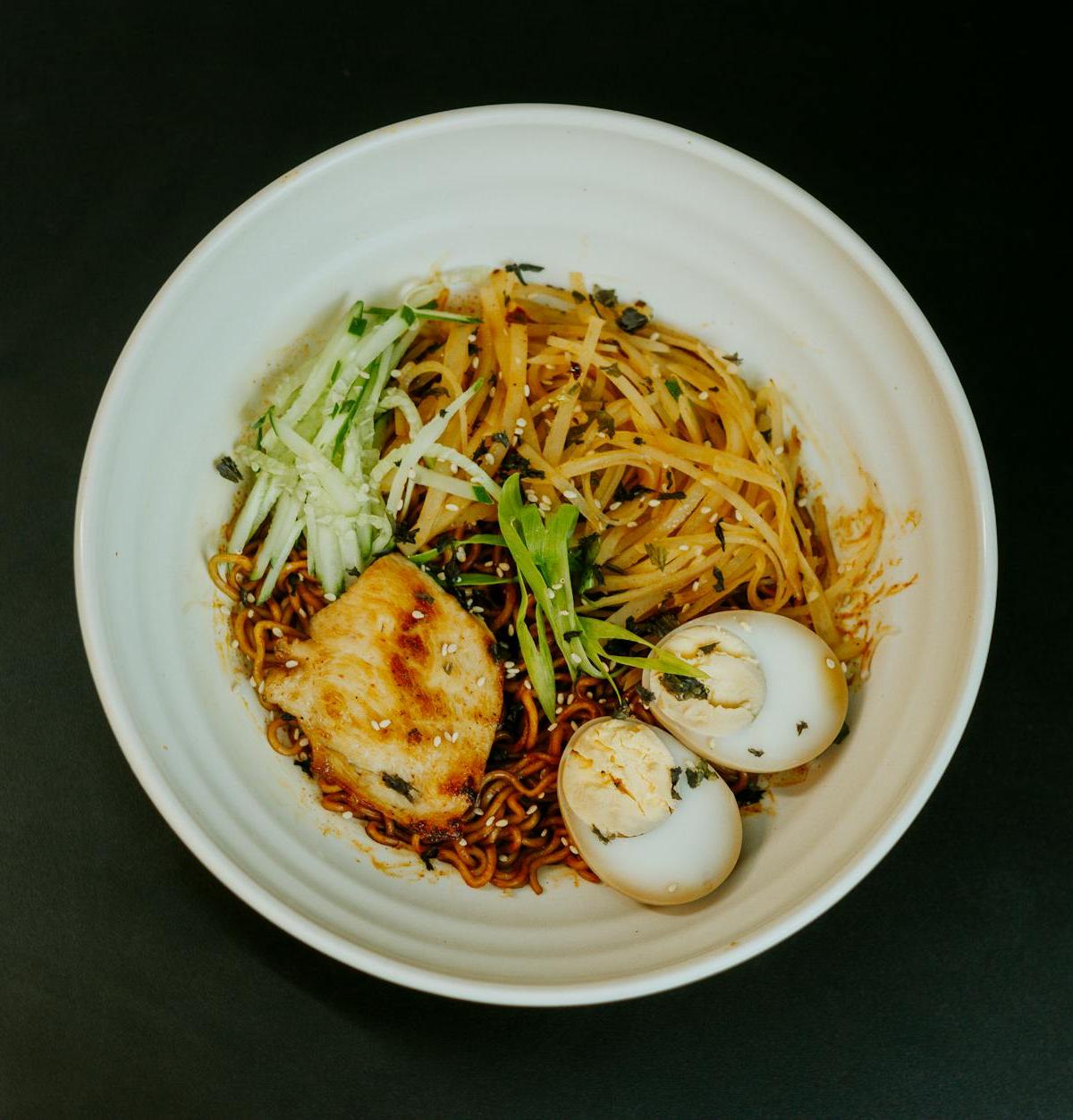 10-Min Ramyeon Bowl with Egg & Dumpling