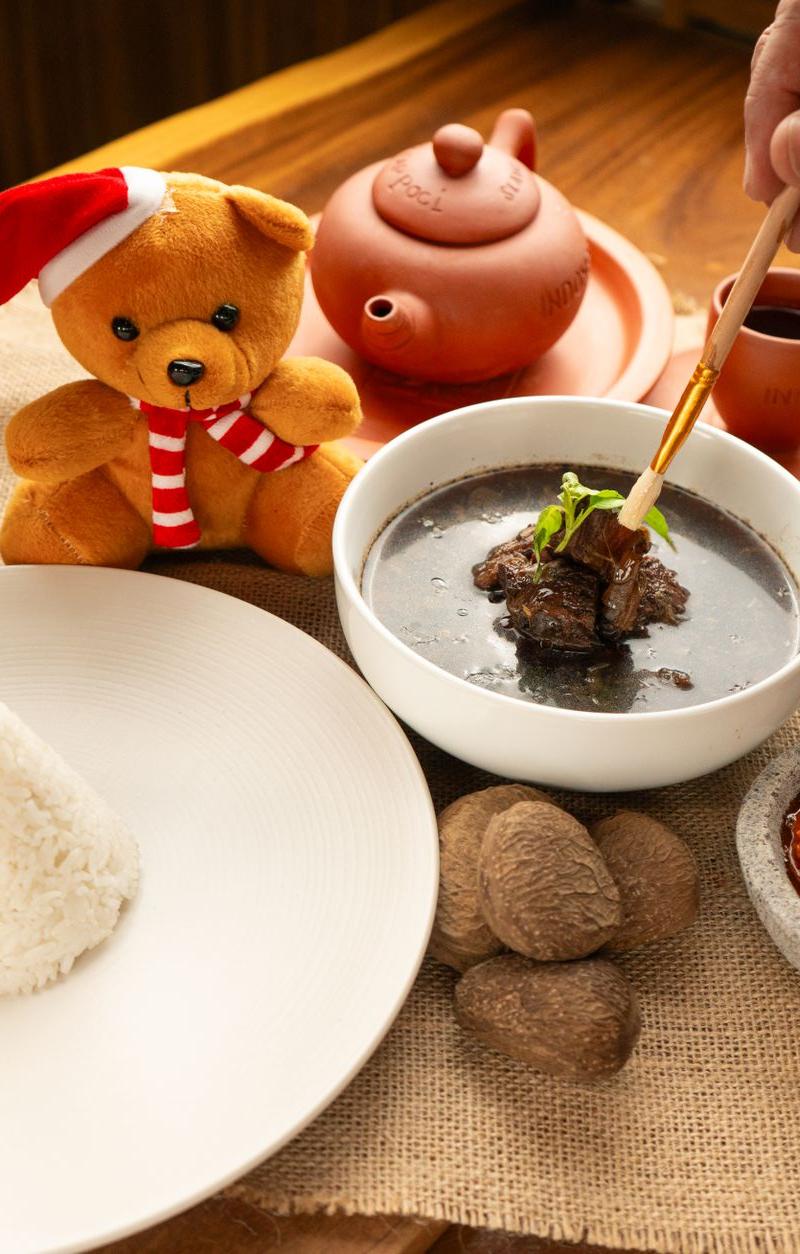 20-Min Rawon — Spiced Black Beef Soup