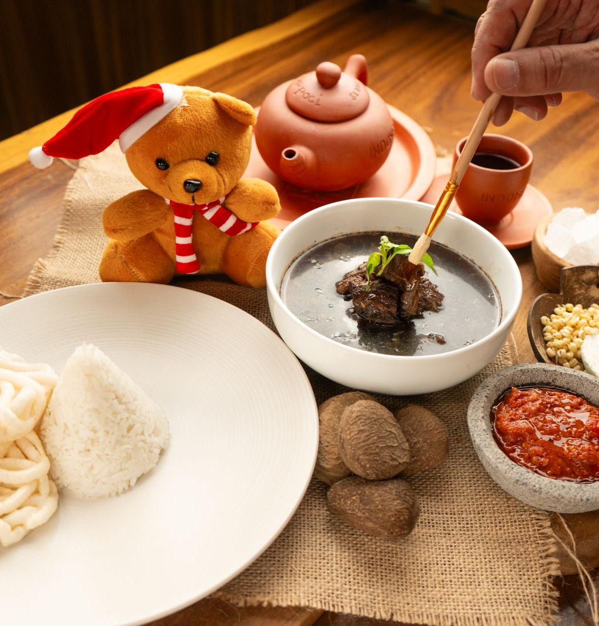20-Min Rawon — Spiced Black Beef Soup