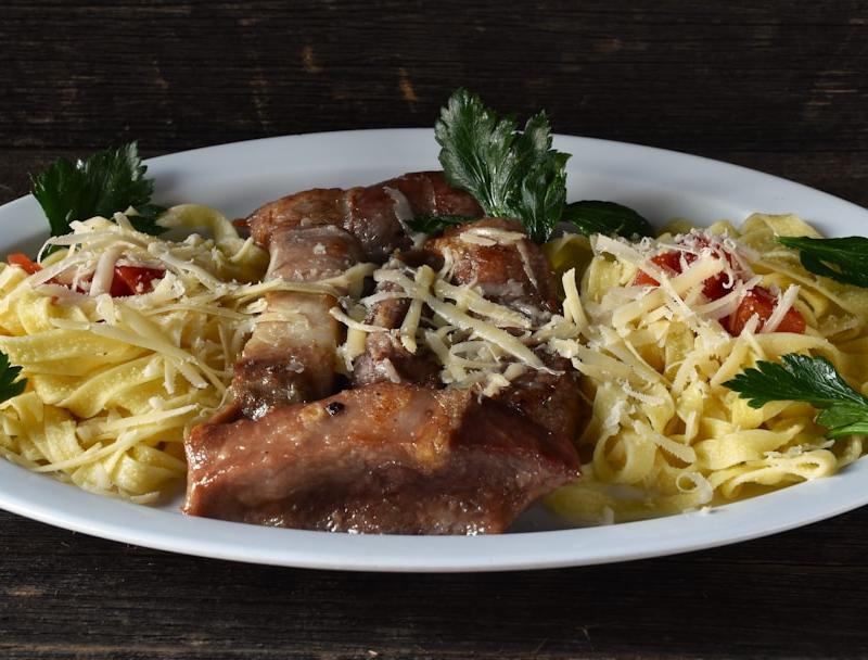 Roasted Pork Ribs with Garlic & Caraway