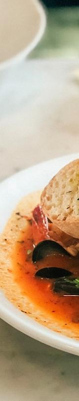 20-Min Saffron Seafood Stew with Garlic Bread