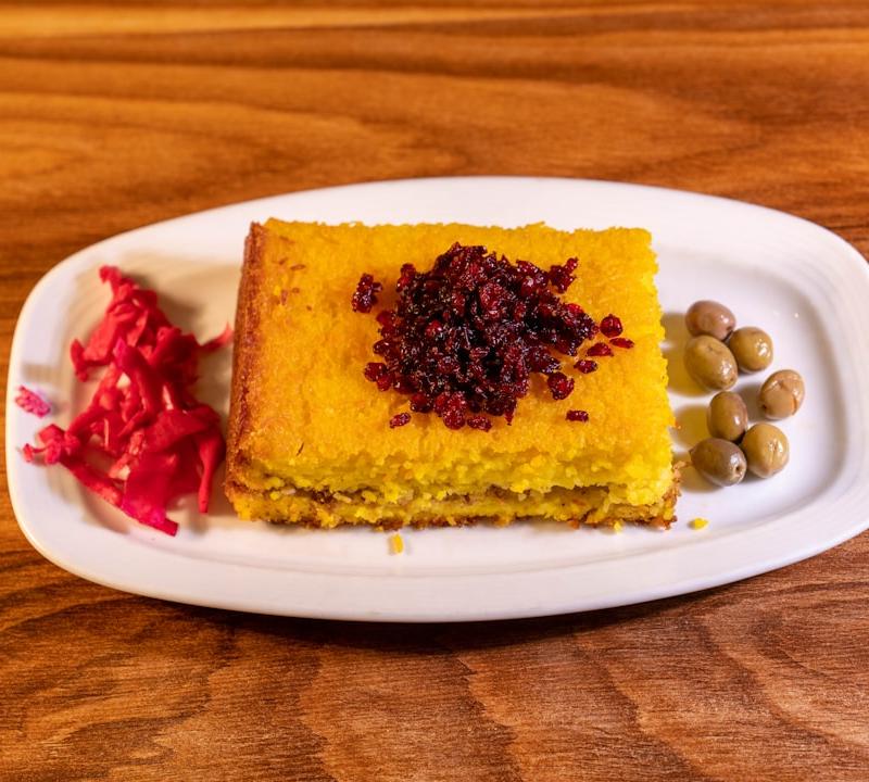 Saffron Tahdig