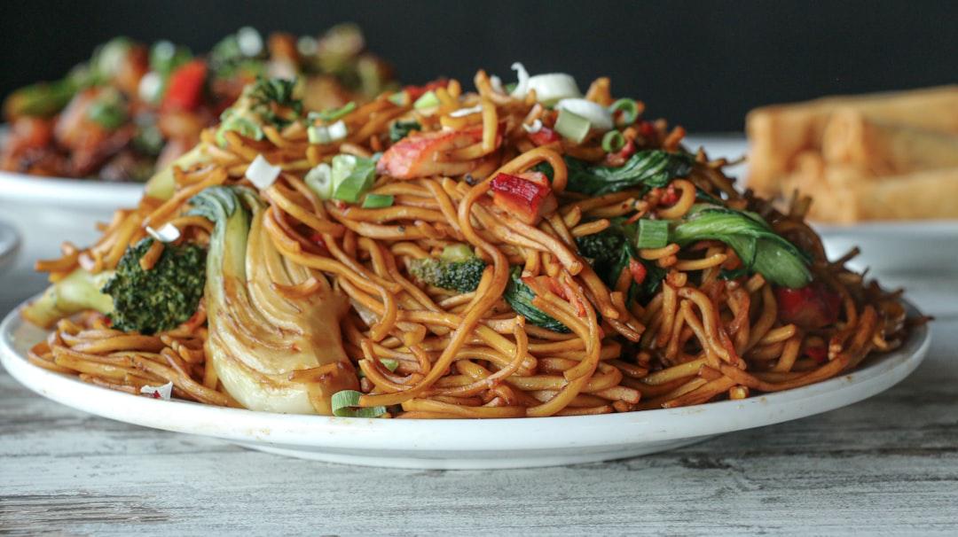 Sara Udon Crispy Noodles with Shrimp