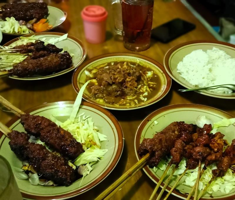 Sate Buntel — Grilled Beef Wraps with Kecap