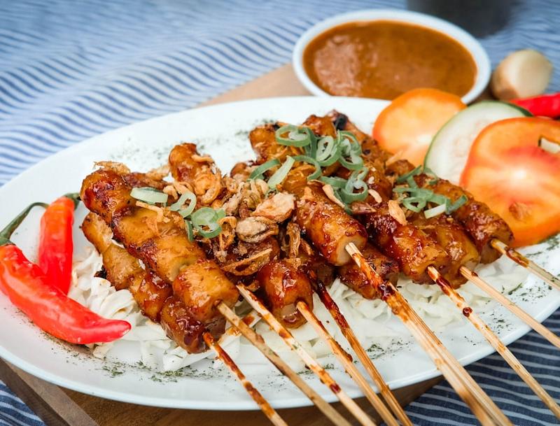 Sate Padang with Peanut-Beef Sauce