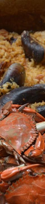 Seafood Rice with Garlic & White Wine