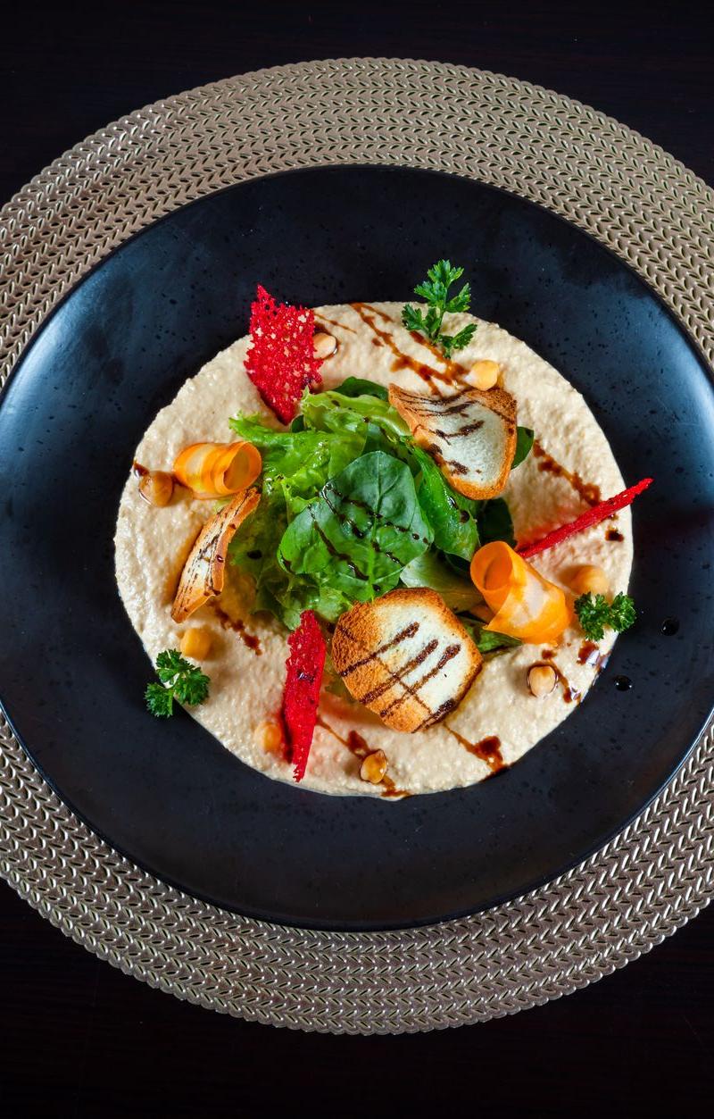Seared Scallops with Celery Purée & Shaved Salad