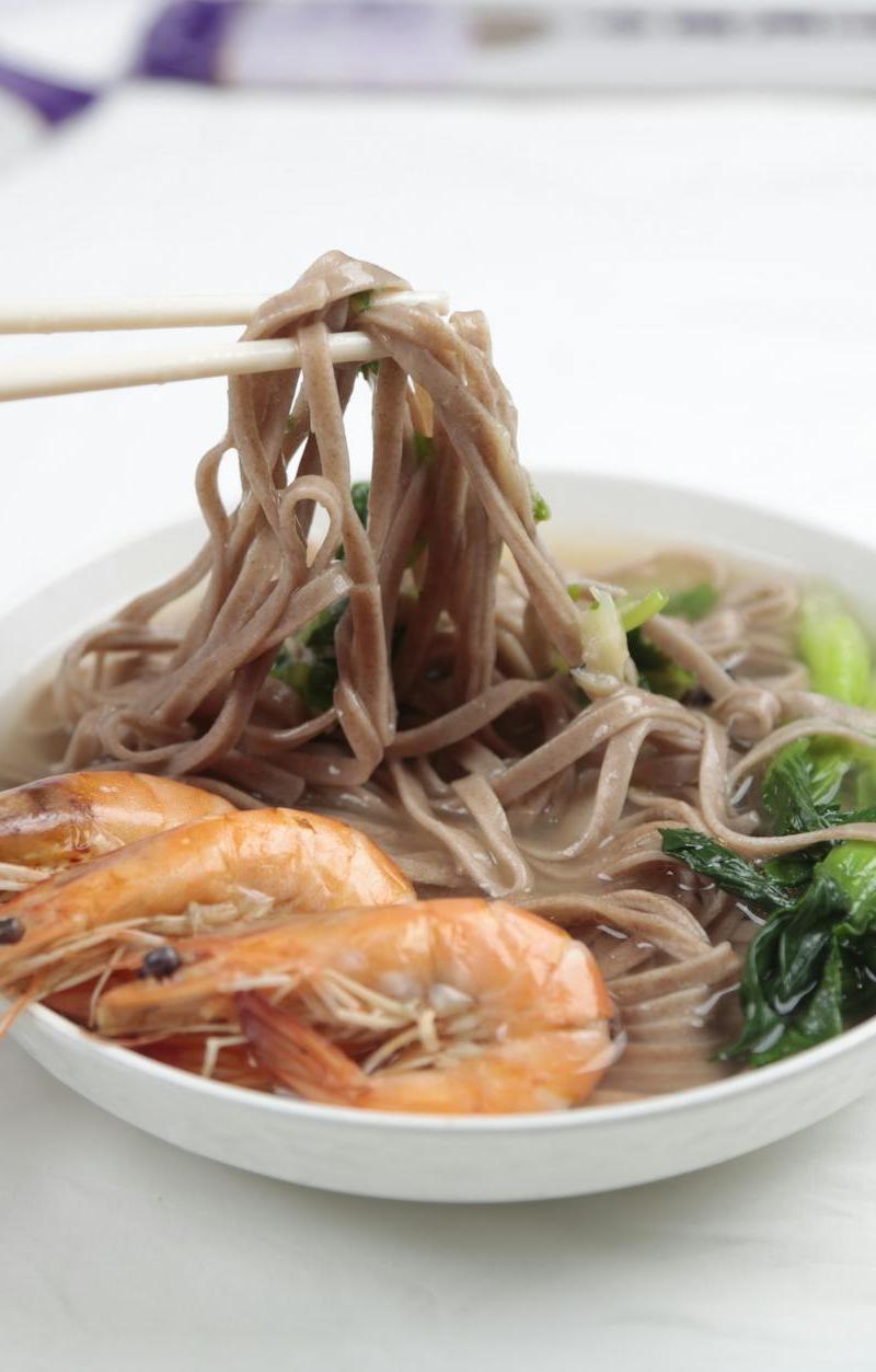 Sesame Ginger Shrimp Soba Bowl