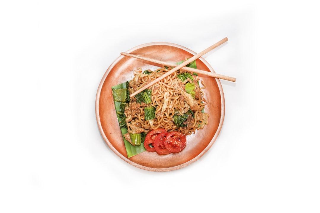 Sesame Ginger Soba with Bok Choy & Tomato