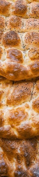 15-Min Sesame Ramazan Pide
