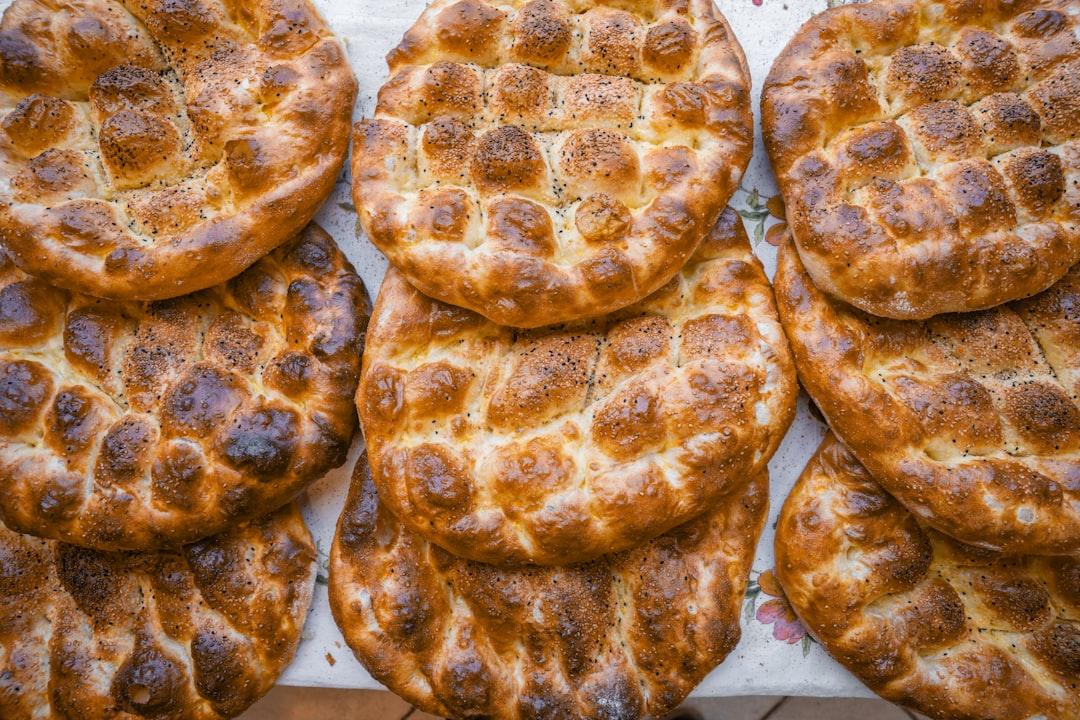 15-Min Sesame Ramazan Pide
