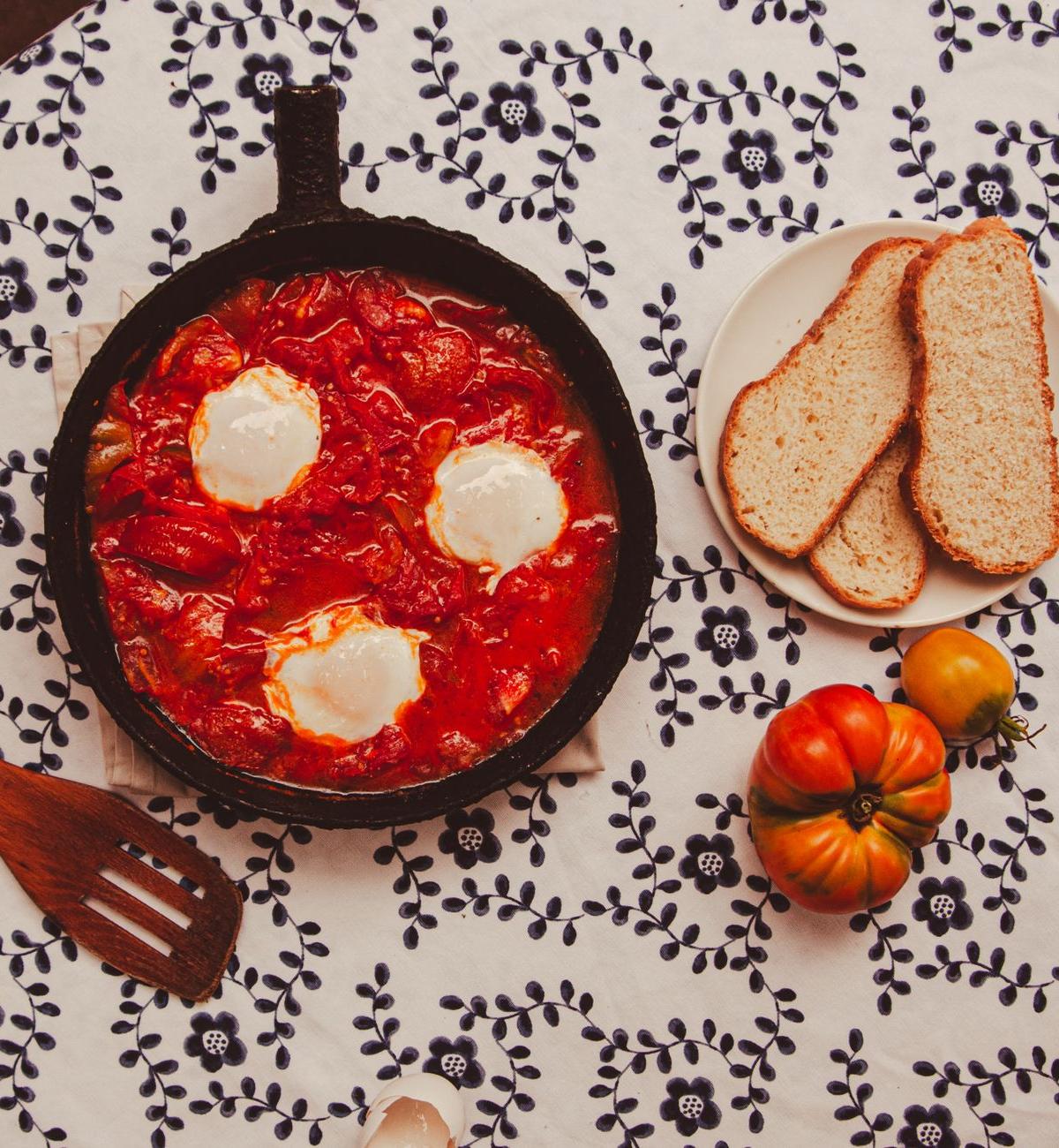 Shakshuka — Baked Eggs in Tomato Sauce