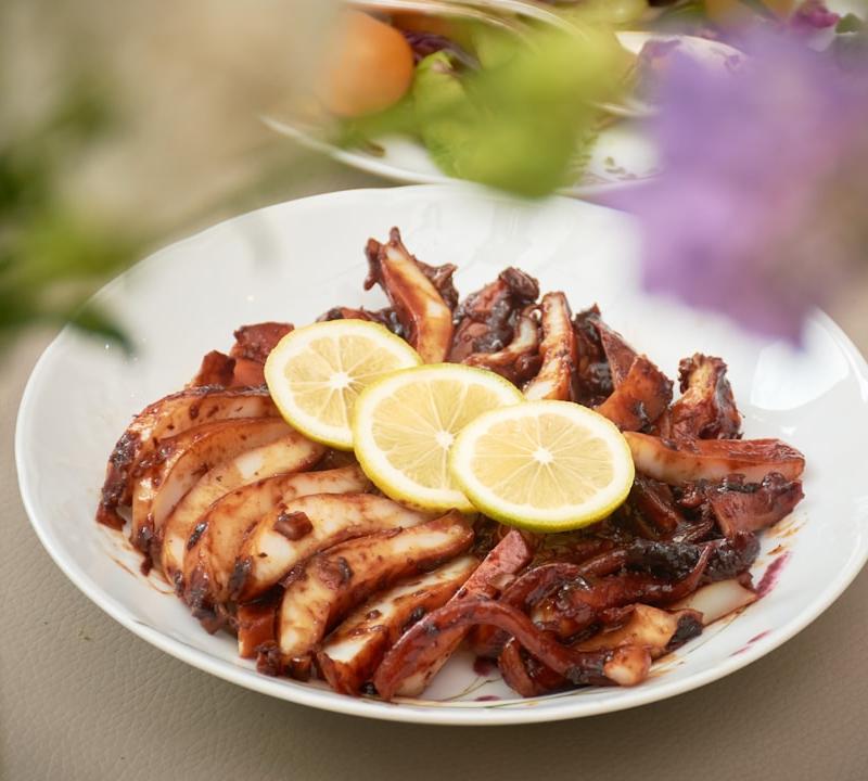Shanghai Smoked Pork with Tea & Spice