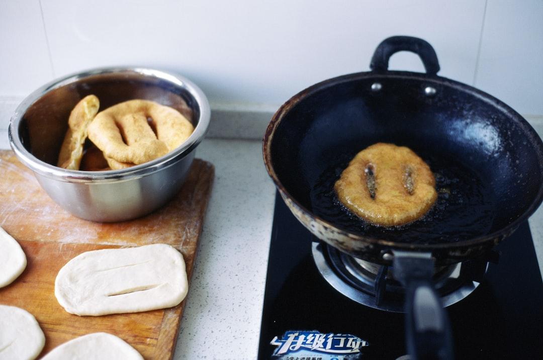 Shao Bing You Tiao (Crispy Flatbread with Fried Dough)