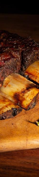 Sheet-Pan Garlic Pork Ribs with Asparagus