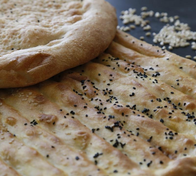 Sheet-Pan Ramazan Pidesi