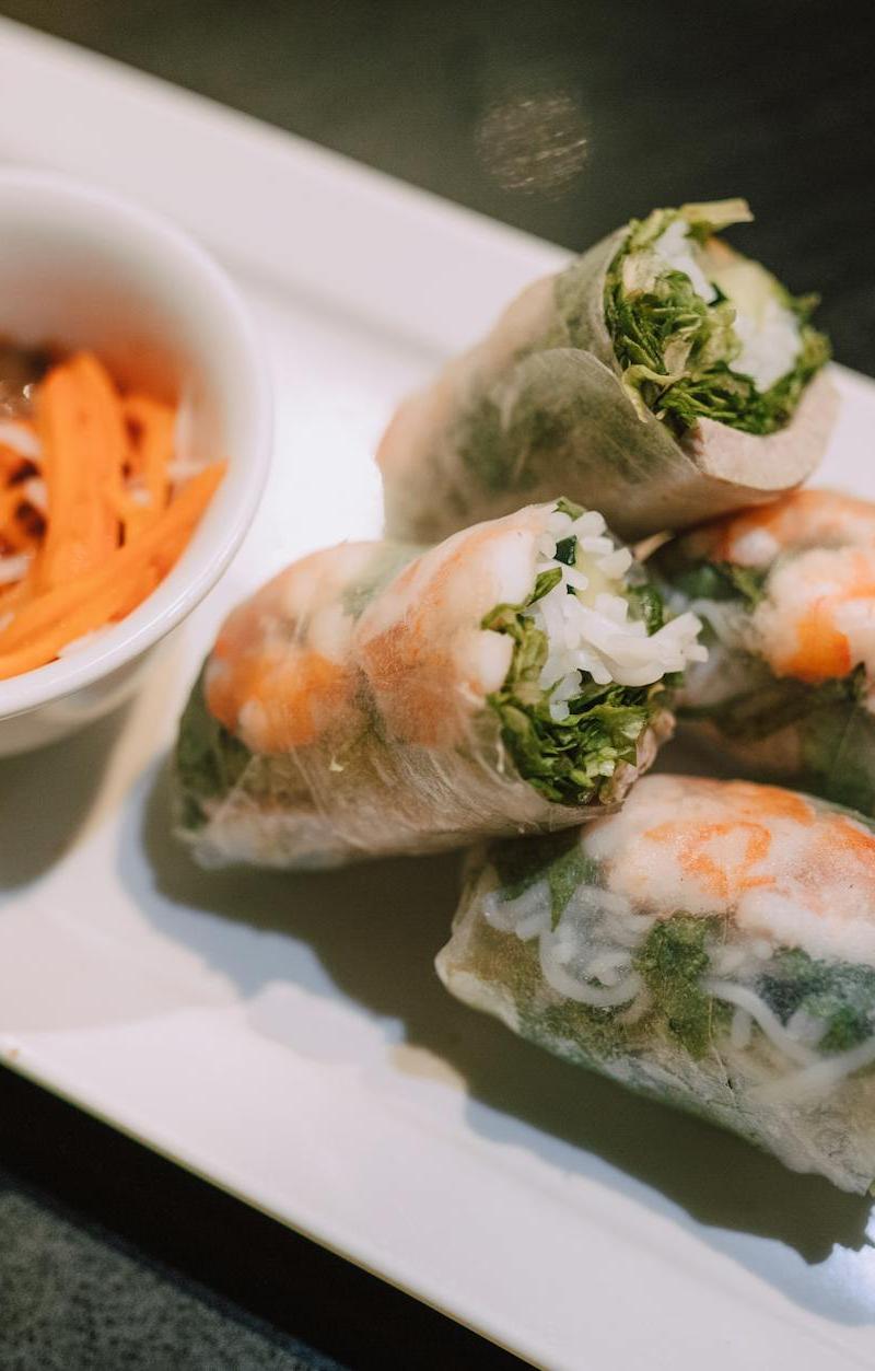 Shrimp Summer Rolls with Peanut Sauce