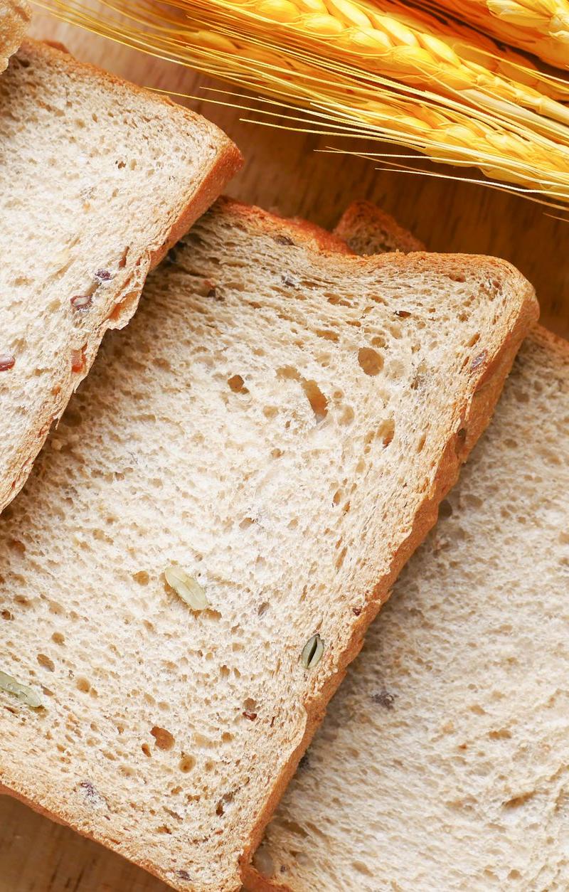 25-Min Anadama Bread (Skillet)