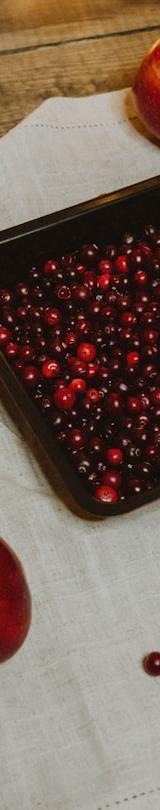 20-Min Skillet Apple Crisp with Cranberries