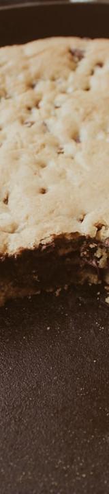 Skillet Chocolate Chip Cookie