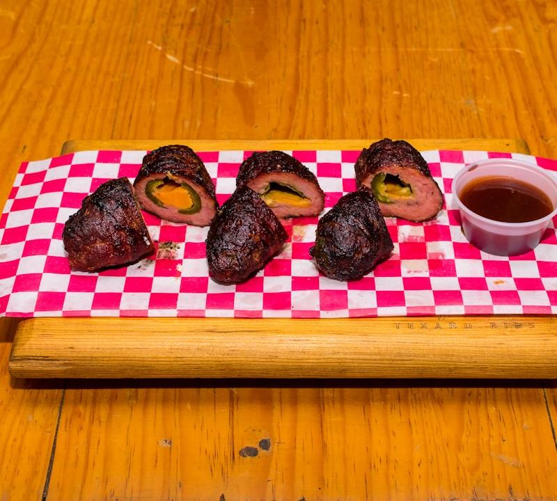 Smoked Jalapeño Poppers