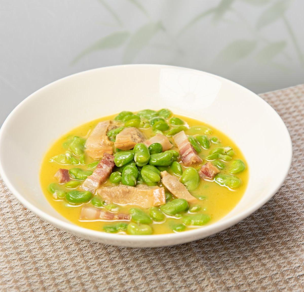 Smoky Split Pea Soup with Pork