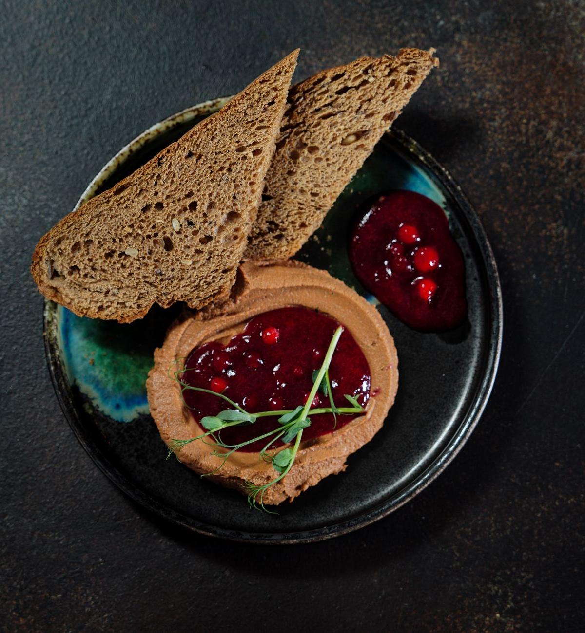 Smørrebrød med Leverpostej