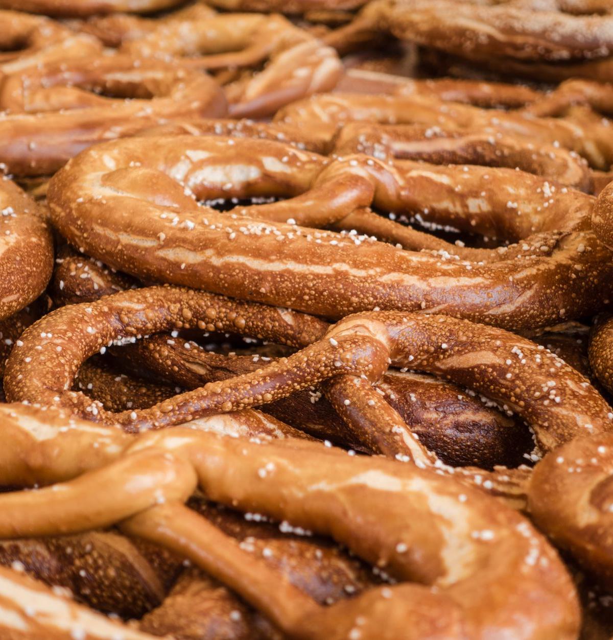 Soft German Pretzels (Brezel)