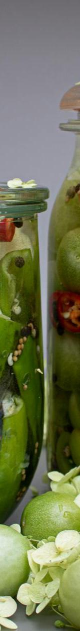 Southern Quick-Pickled Green Tomatoes