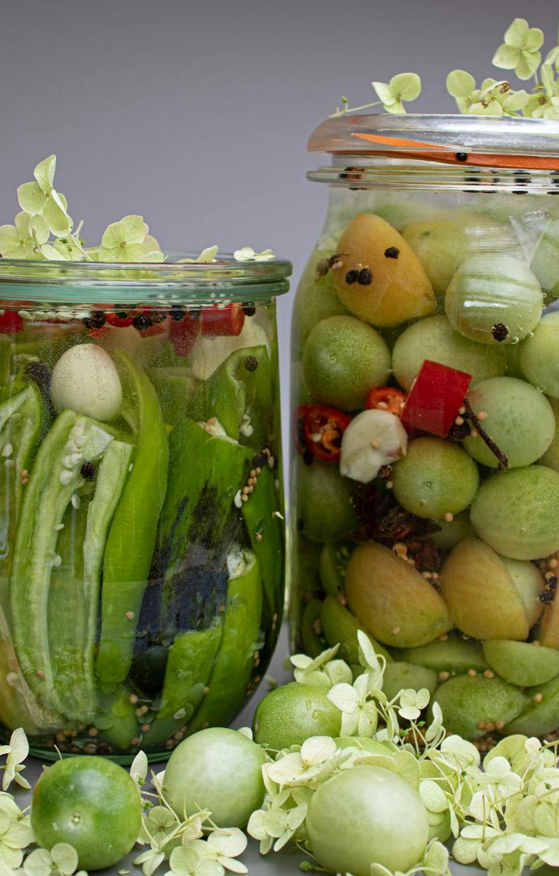 Southern Quick-Pickled Green Tomatoes