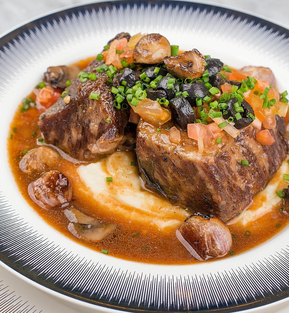 25-Min Soy-Glazed Pork Ribs with Mushrooms