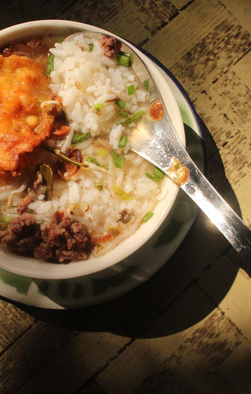 Speedy Congee with Crispy Fritter & Meat