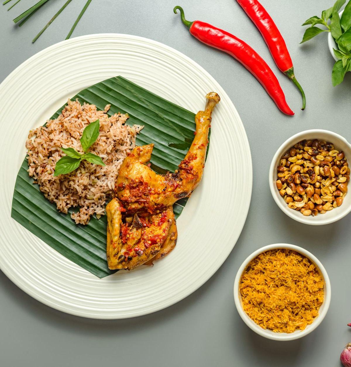 Spiced Chicken in Banana Leaf