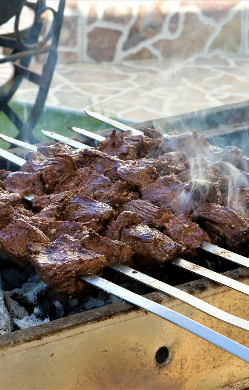 Spiced Lamb Kebab with Garlic Sauce