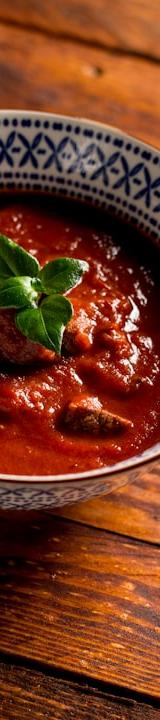 Spiced Lamb in Red Wine Sauce