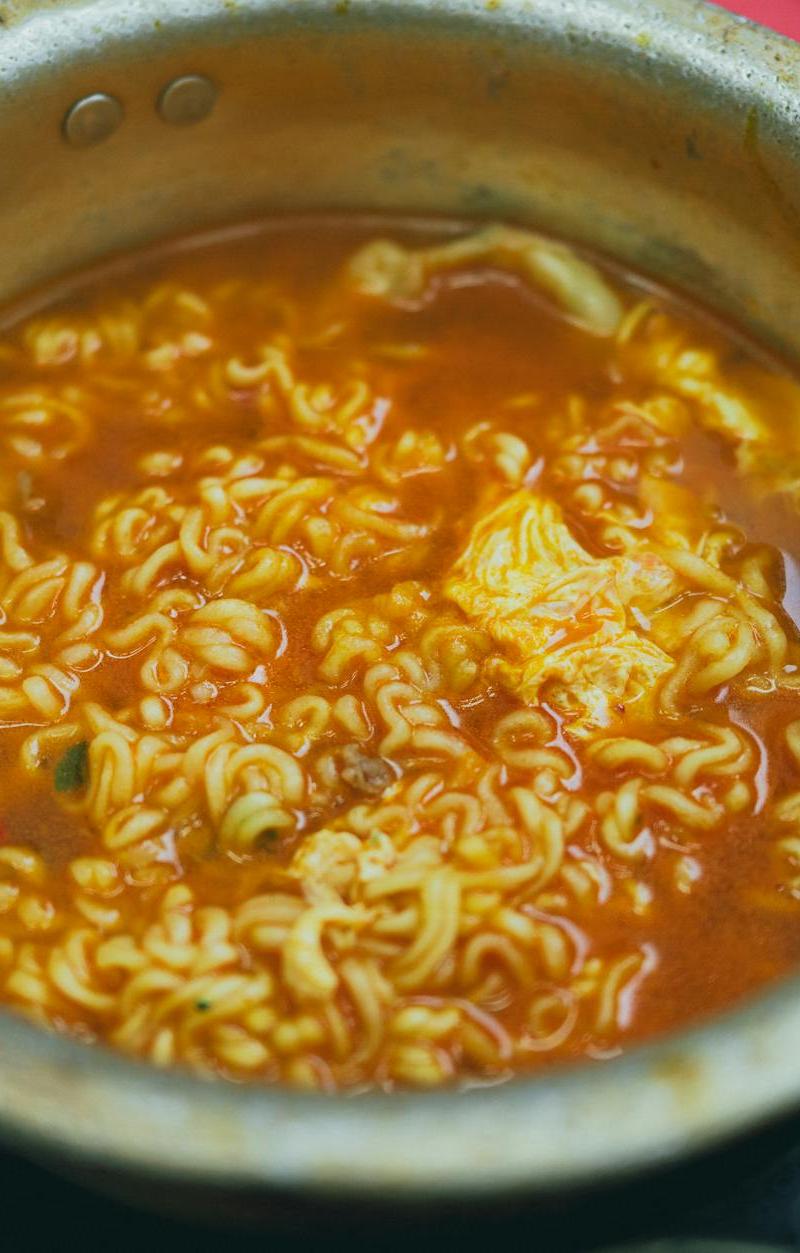 Spicy Ramyeon with Egg & Mushroom