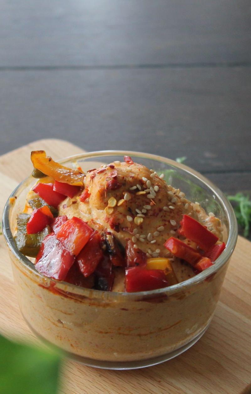 Spicy Roasted Red Pepper Hummus