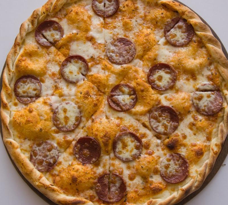 Spicy Salami Pizza — 15 Minutes