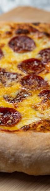 Spicy Salami Pizza in 15 Minutes