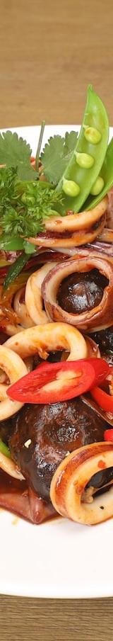 20-Min Spicy Stir-Fried Octopus