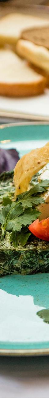 Spinach Feta Omelet with Crispy Bread