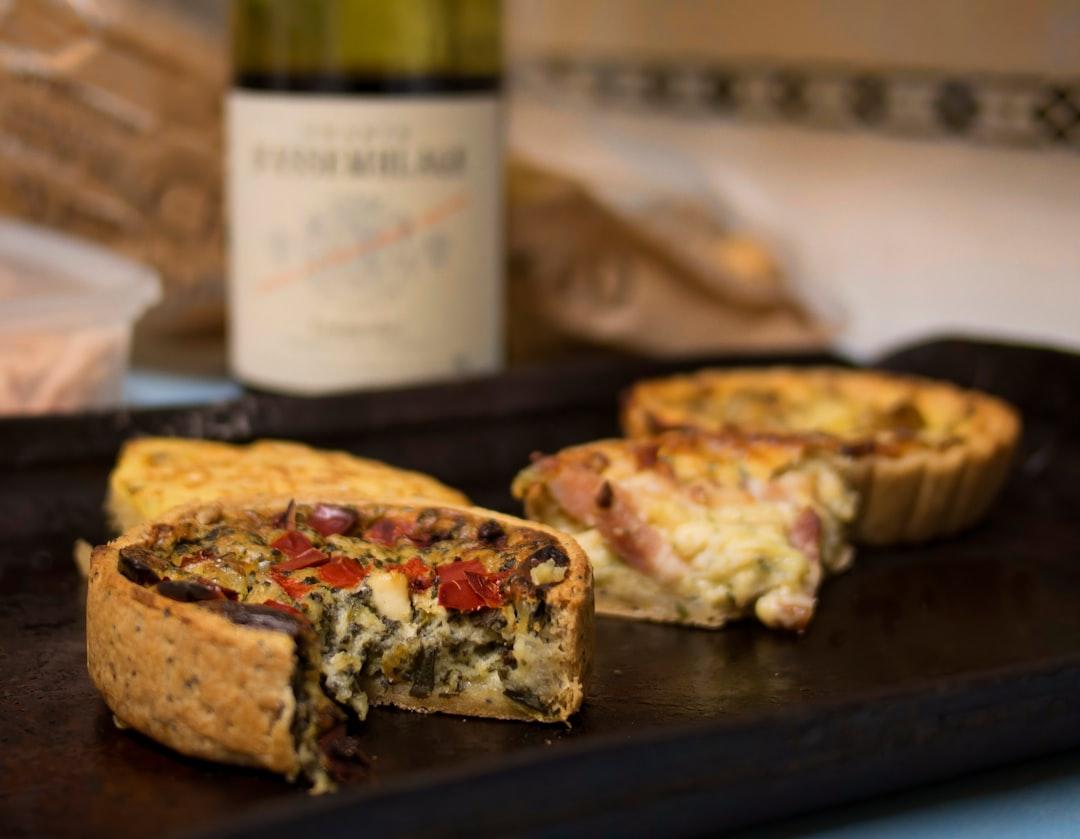 15-Min Spinach & Gruyère Skillet Quiche