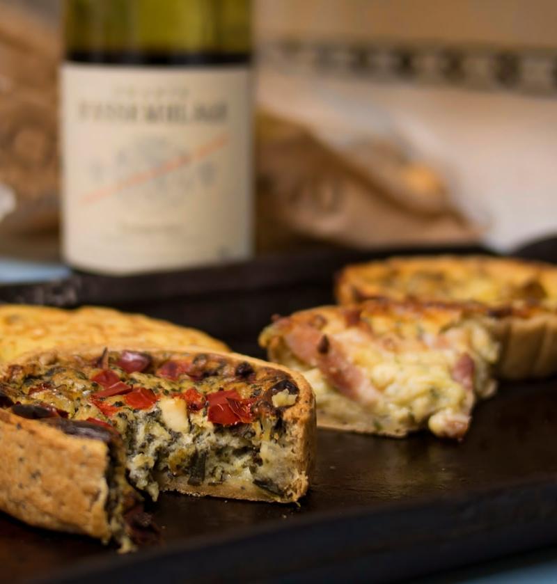 15-Min Spinach & Gruyère Skillet Quiche