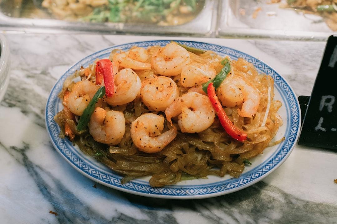 Steamed Garlic Shrimp Noodles