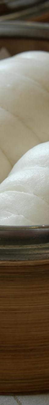 Steamed Mantou with Chili Oil